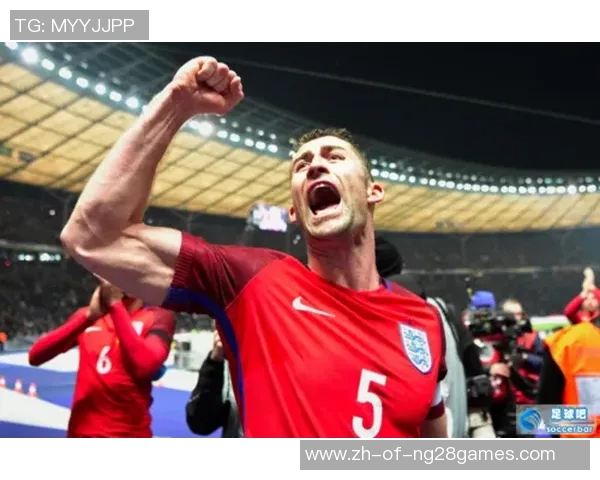 英格兰足球明星英俊屁股引领时尚潮流成为球场新焦点 英格兰足球明星英俊屁股引领时尚潮流成为球场新焦点